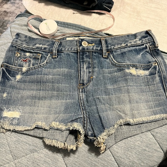 Hollister Pants - Hollister shorts